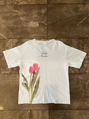 Zara Kids White Tulip Graphic Tee size 11/12